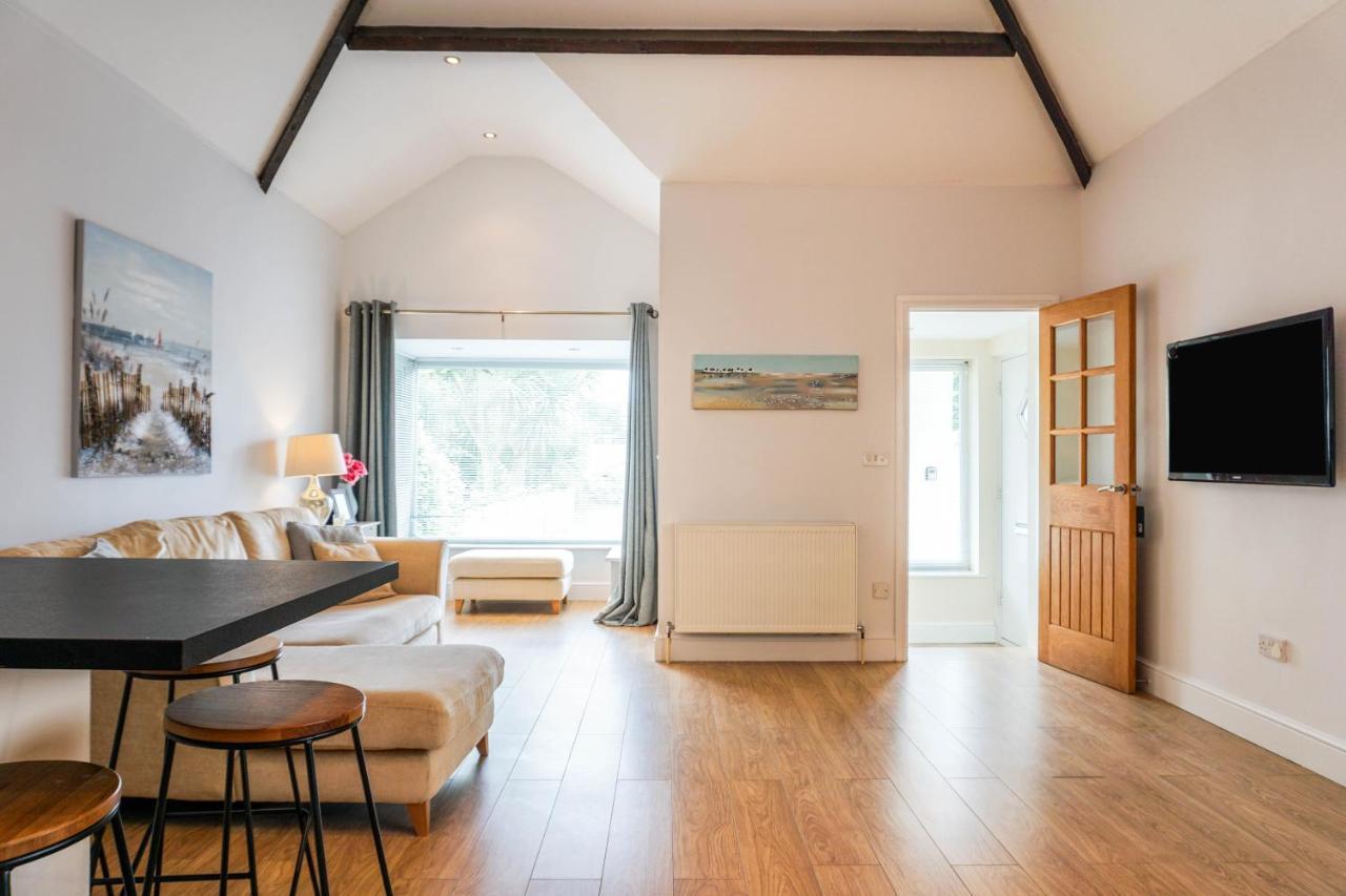 Oystermouth The Beach House - Fully Refurbed March 2024 מראה חיצוני תמונה
